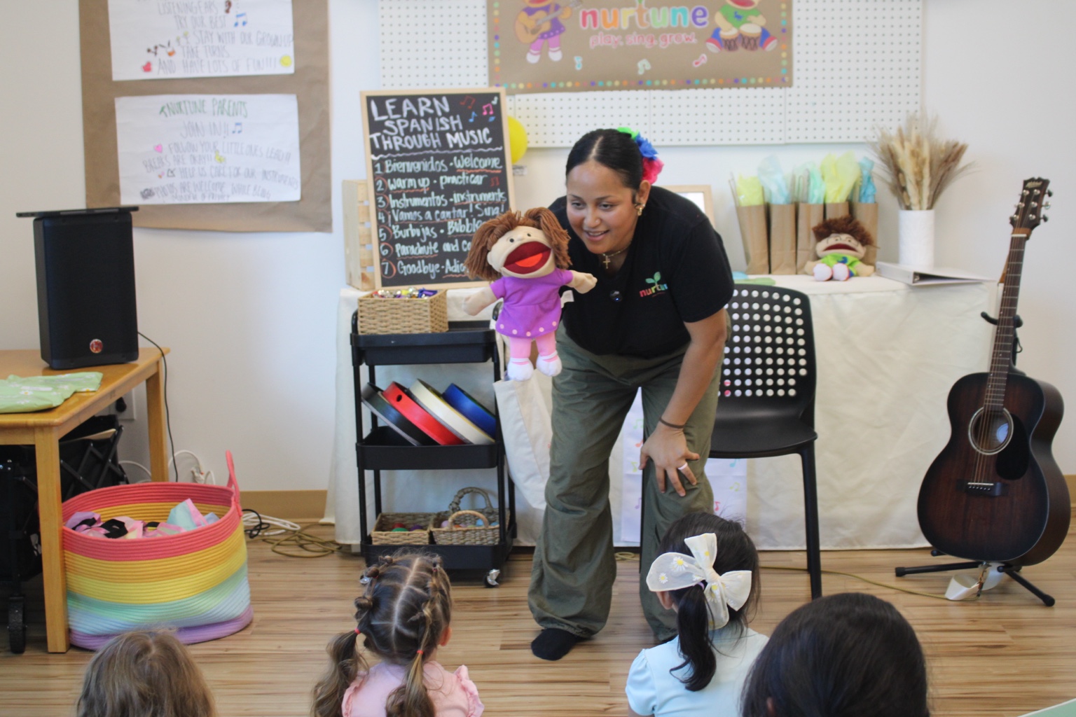 Puppets bring playful storytelling to Learn Spanish Through Music.